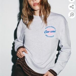 NWT‼️ ZARA TEXT PRINT SWEATSHIRT